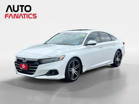 Used 2021 Honda Accord Touring image 1