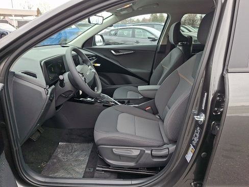New 2026 Kia Niro LX image 12