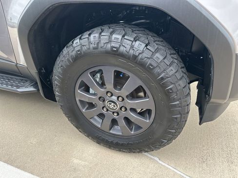 Used 2026 Toyota Land Cruiser w/ Premium Package image 5