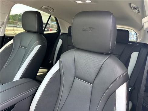 New 2026 Buick Envision Sport Touring AWD/4WD image 29