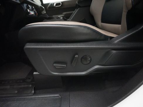 Used 2023 Ford Bronco Wildtrak AWD/4WD image 28