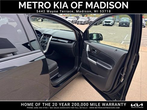 Used 2013 Ford Edge SE FWD image 34