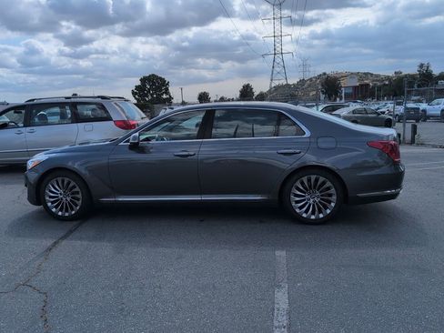 Used 2017 Genesis G90 3.3T Premium RWD image 8