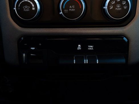 Used 2022 RAM 1500 Big Horn image 16