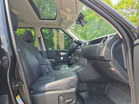 Used 2016 Land Rover LR4 HSE Silver Edition AWD/4WD image 51