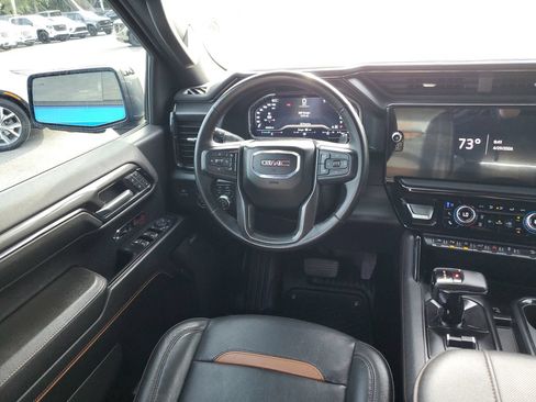 Used 2024 GMC Sierra 1500 AT4 w/ Technology Package AWD/4WD image 13
