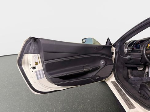Used 2019 Ferrari 488 GTB RWD image 26