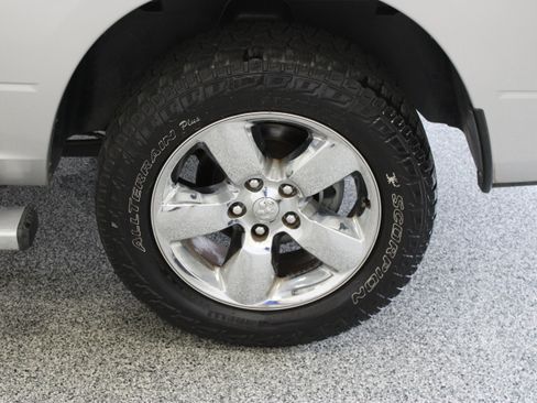 Used 2014 RAM 1500 Lone Star RWD image 11