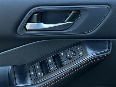 New 2026 Nissan Rogue SV AWD/4WD image 12
