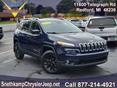 Used 2016 Jeep Cherokee Latitude w/ Cold Weather Group
