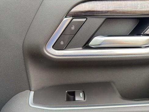 New 2026 Chevrolet Silverado 3500 LTZ w/ LTZ Convenience Package image 17