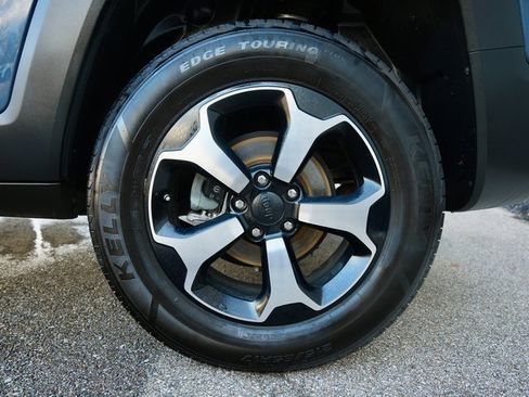 Used 2022 Jeep Renegade Trailhawk image 32