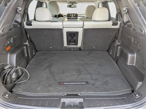Used 2023 Mitsubishi Outlander SEL AWD/4WD image 6
