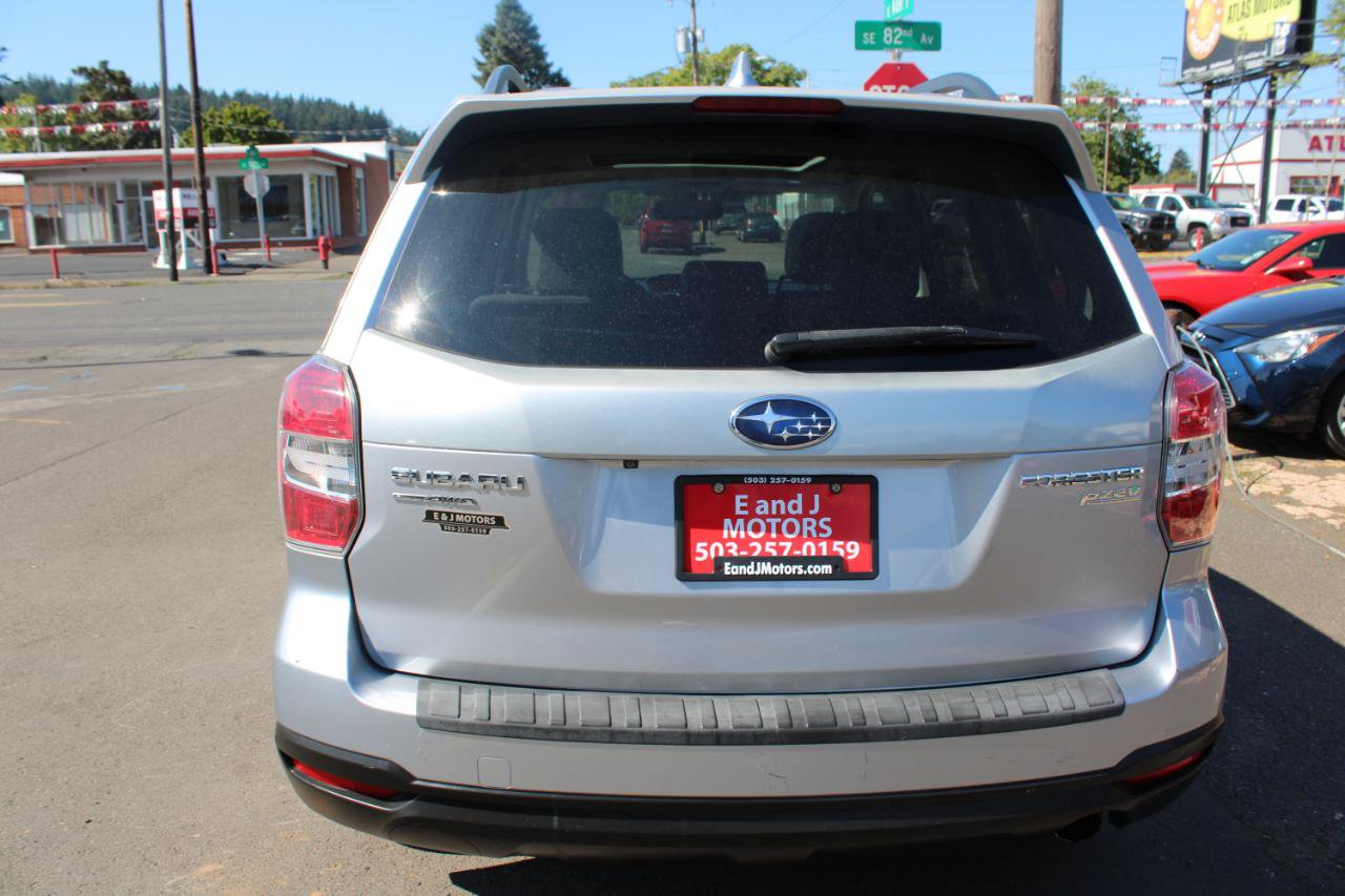 Used 2016 Subaru Forester 2.5i Limited w/ Popular Package #2 AWD/4WD image 6