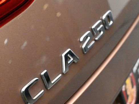 Used 2022 Mercedes-Benz CLA 250 CLA 250 image 16