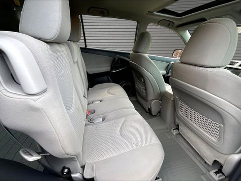 Used 2012 Toyota RAV4 4WD w/ Upgrade Value Pkg image 24