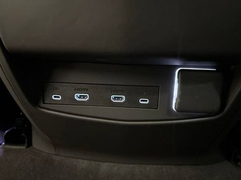Used 2025 Cadillac Escalade V AWD/4WD image 45