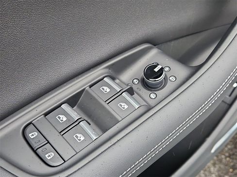 New 2026 Audi Q8 Premium Plus image 21