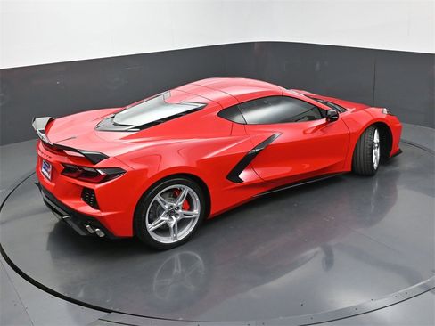 Used 2023 Chevrolet Corvette Stingray Coupe w/ Z51 Performance Package image 31