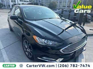 Used 2017 Ford Fusion SE w/ Equipment Group 601A image 1