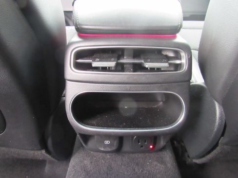 Used 2022 Genesis GV70 2.5T w/ Sport Prestige Package AWD/4WD image 25