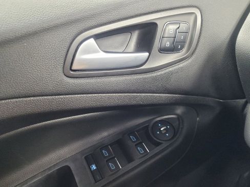 Used 2014 Ford Escape Titanium w/ Equipment Group 401A AWD/4WD image 27