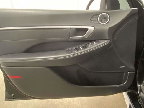 Used 2022 Hyundai Sonata Limited image 14