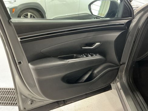 Certified 2022 Hyundai Santa Cruz SEL FWD image 11