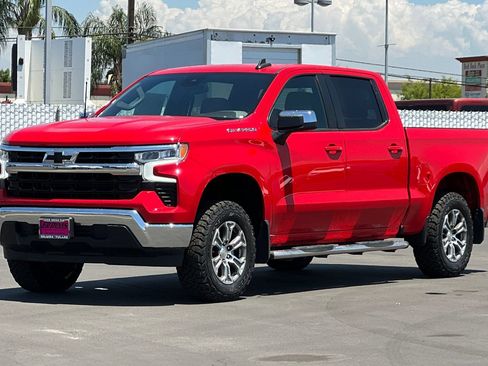 Used 2023 Chevrolet Silverado 1500 LT RWD image 9