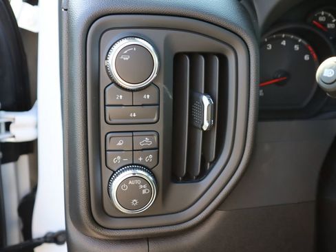 New 2026 GMC Sierra 3500 Pro AWD/4WD image 7