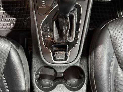 Used 2023 Jeep Cherokee Altitude Lux AWD/4WD image 34