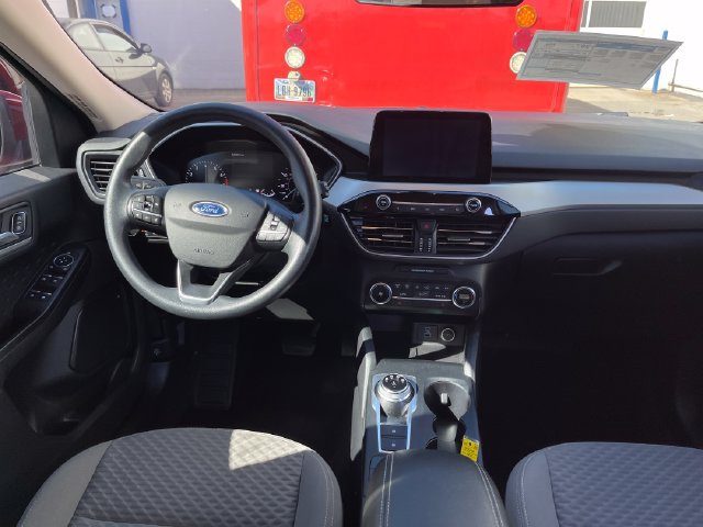 Used 2020 Ford Escape SE FWD image 12