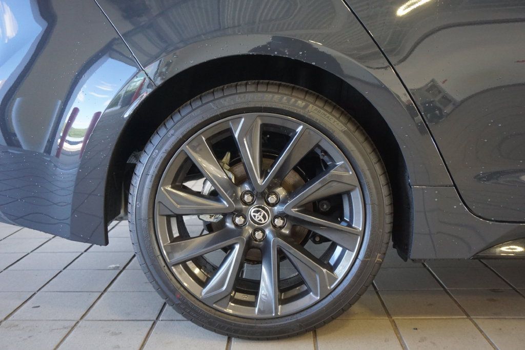 Used 2026 Toyota Corolla SE FWD image 30