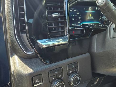 Used 2023 Chevrolet Silverado 1500 LT AWD/4WD image 13