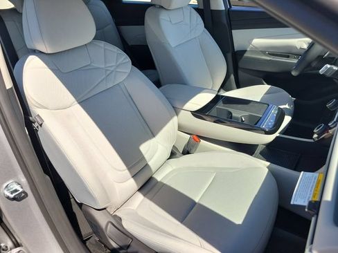 New 2026 Hyundai Tucson Blue SE FWD image 21