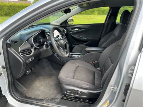 Used 2022 Chevrolet Malibu LT FWD image 14