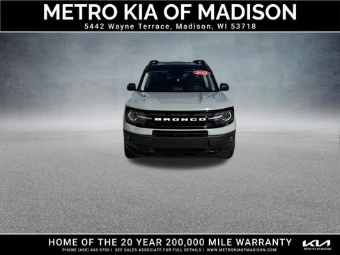 Used 2022 Ford Bronco Sport Outer Banks w/ Tech Package AWD/4WD image 3