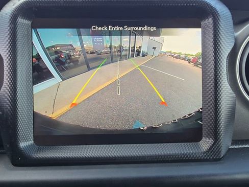 Used 2023 Jeep Wrangler Unlimited w/ 8.4" Radio Group AWD/4WD image 20