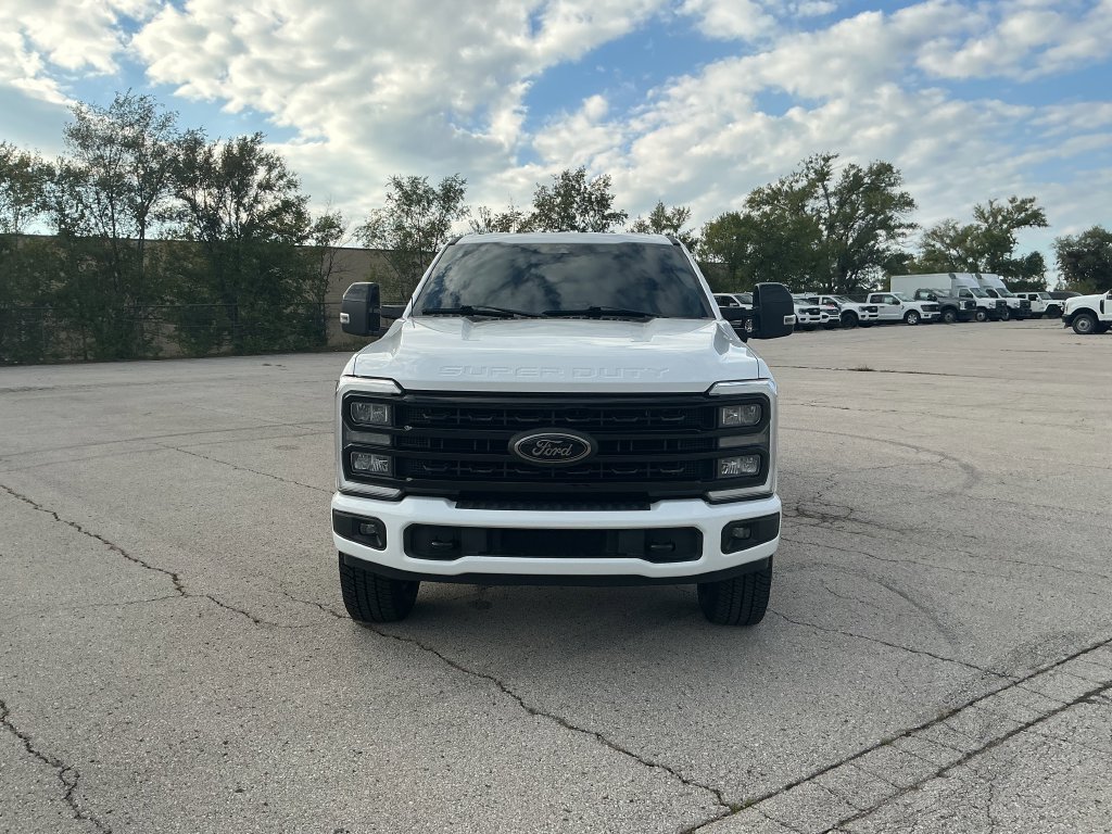 Used 2024 Ford F250 Lariat w/ Black Appearance Package AWD/4WD image 8