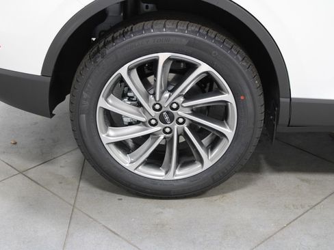 New 2026 Lincoln Corsair Premiere image 13