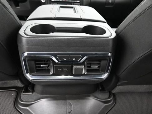 Used 2021 GMC Sierra 1500 AT4 w/ AT4 Preferred Package AWD/4WD image 16