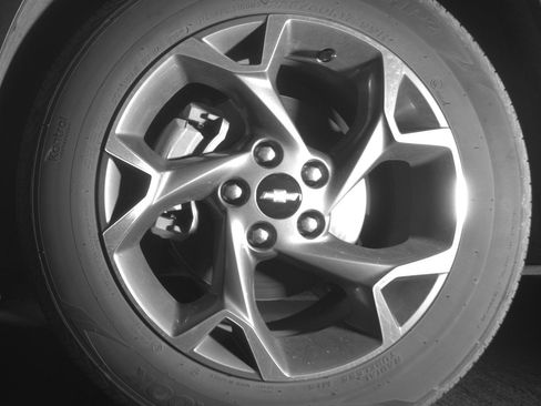 Used 2025 Chevrolet Trax LT w/ LT Convenience Package FWD image 12