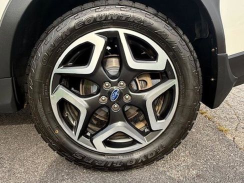 Used 2020 Subaru Crosstrek 2.0i Limited w/ Moonroof Package w/Navigation AWD/4WD image 27