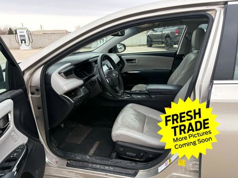 Used 2015 Toyota Avalon Limited image 6