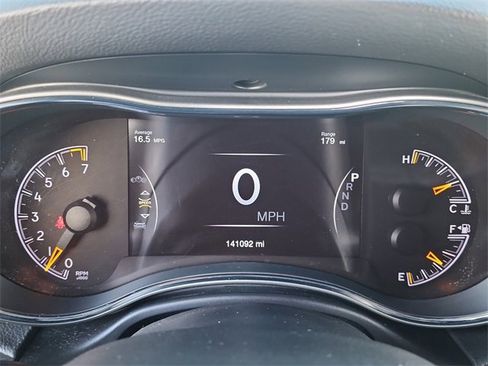 Used 2017 Jeep Grand Cherokee Altitude image 30