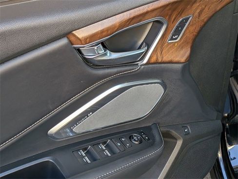 Used 2019 Acura RDX FWD w/ Advance Package image 9