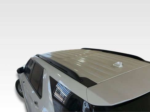 Used 2020 Ford Explorer XLT image 9