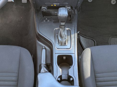 Used 2019 Ford Ranger XL w/ Equipment Group 101A Mid image 18