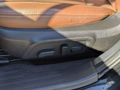 Used 2017 Subaru Outback 3.6R Touring w/ Popular Package #5A image 16