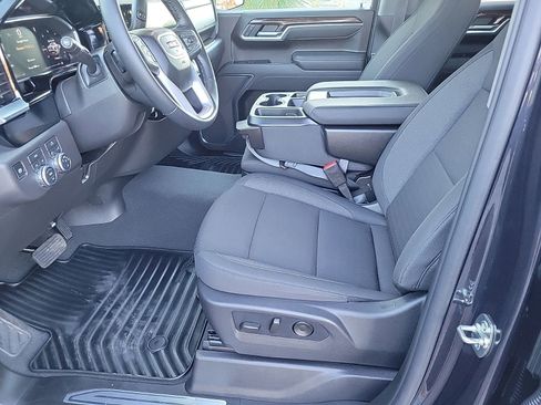 New 2026 GMC Sierra 1500 Elevation image 14